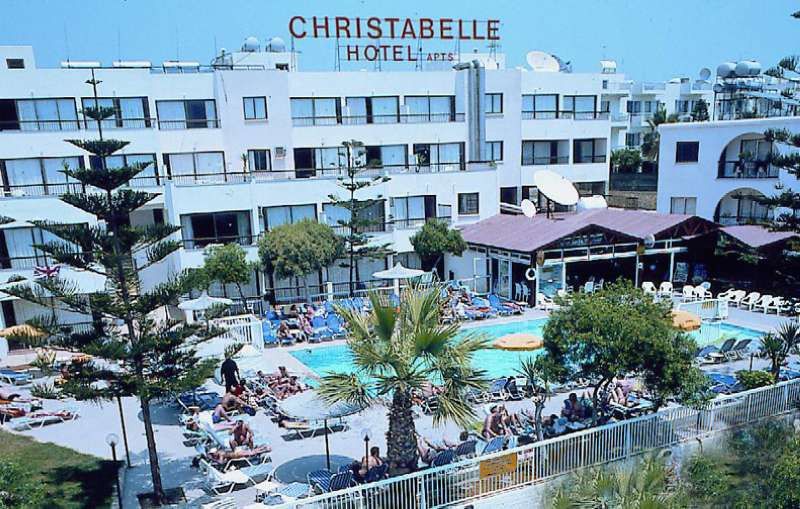 Christabelle Hotel Apartments Айя Напа Екстериор снимка